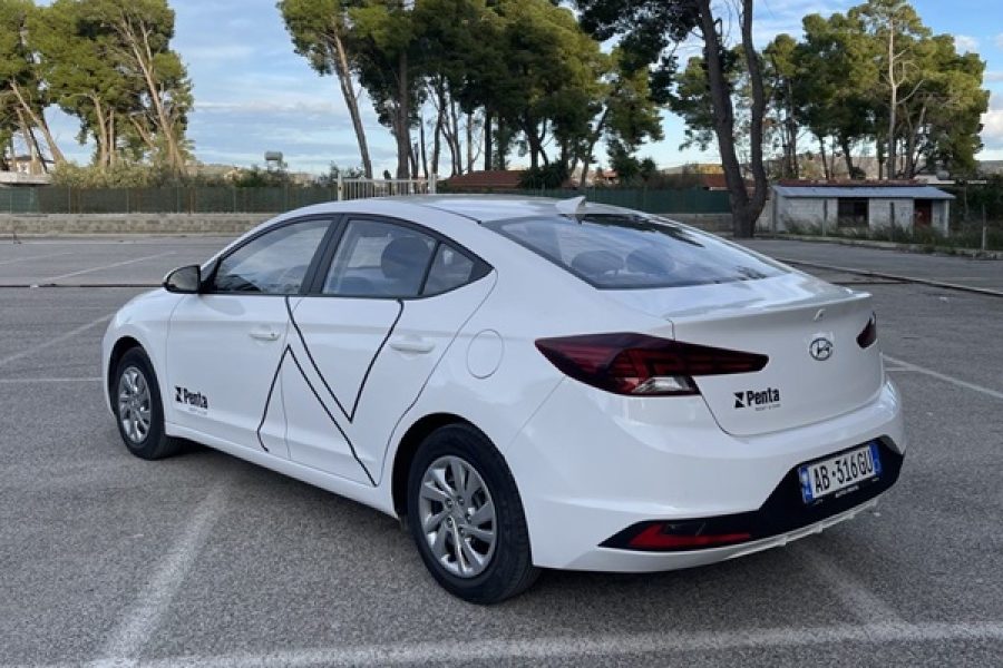 Hyundai Elantra 2020 White