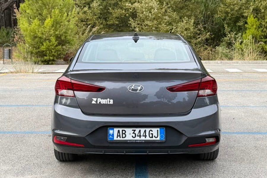Hyundai Elantra 2019 (Grey)