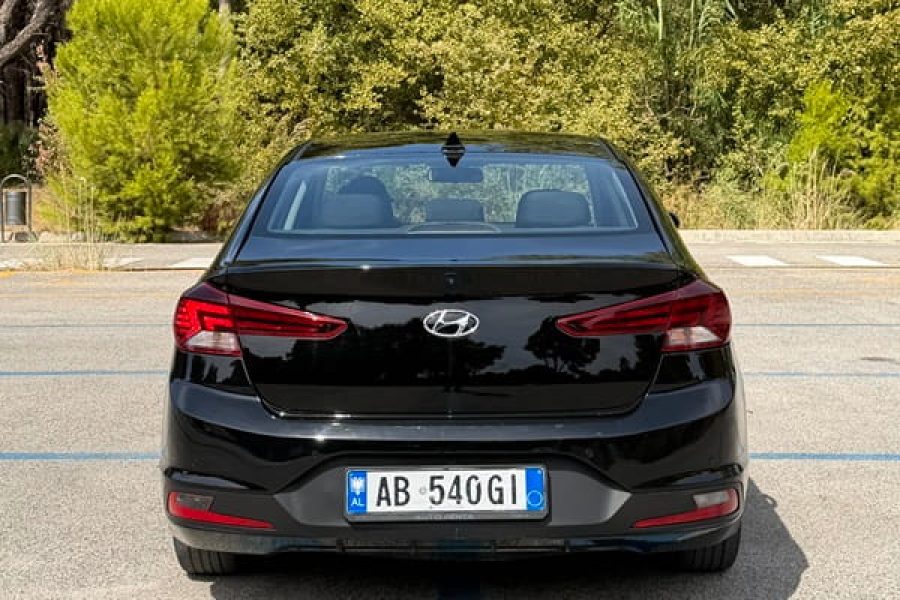 Hyundai Elantra 2020 Black