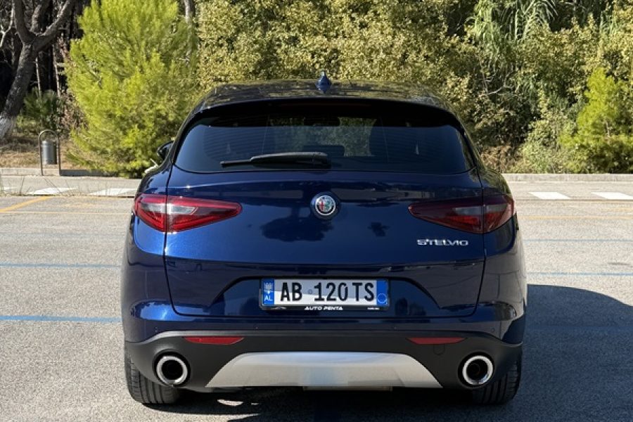 Alfa Romeo Stelvio 2019